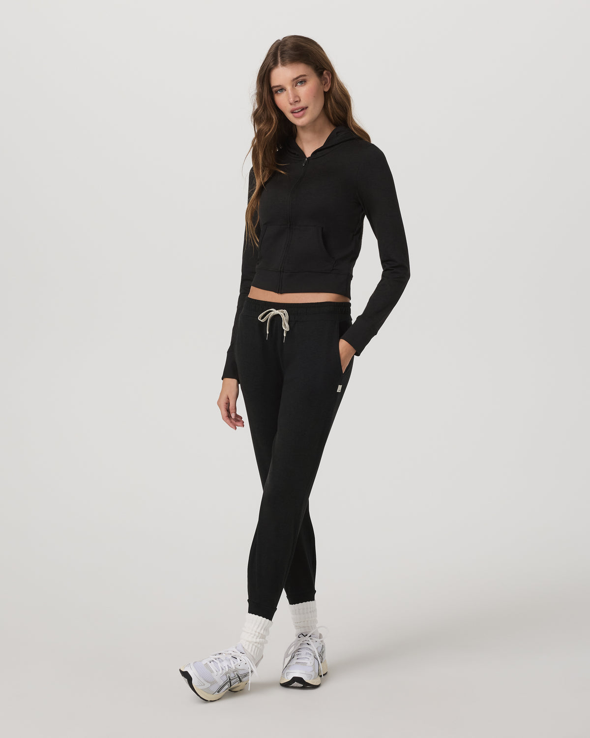 Performance Jogger Black Heather Sweatpants | Vuori sale - US 1843