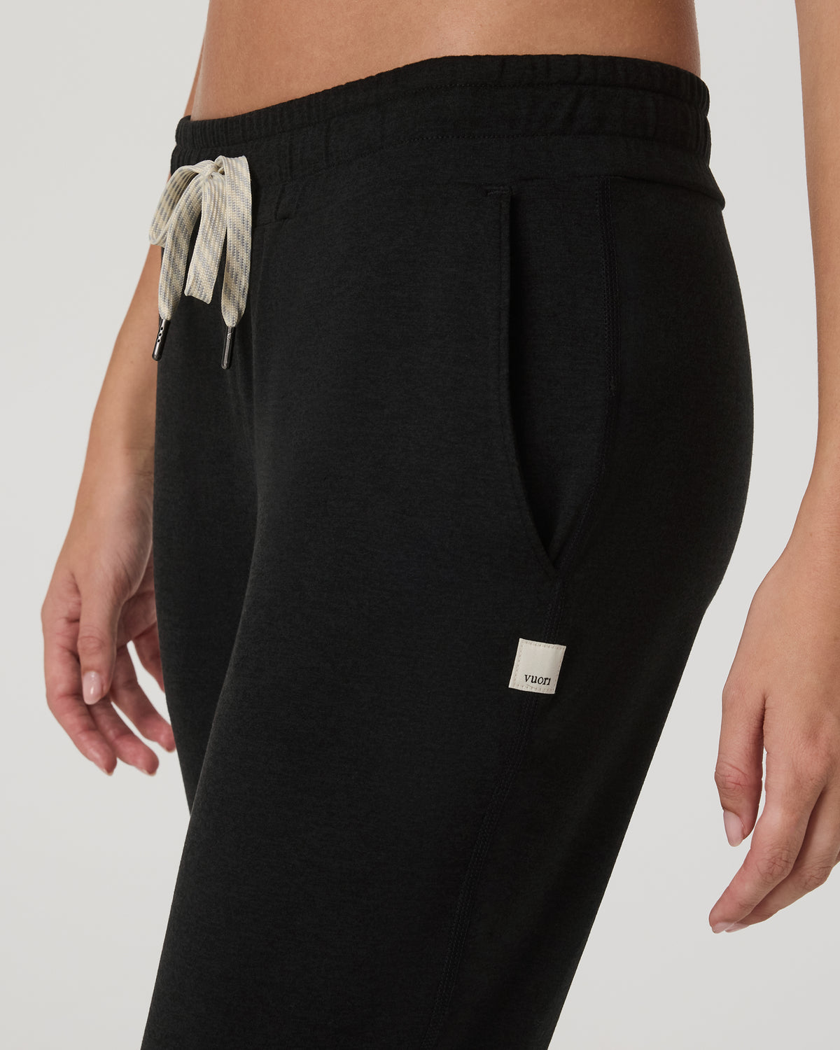 Performance Jogger Black Heather Sweatpants | Vuori sale - US 1843