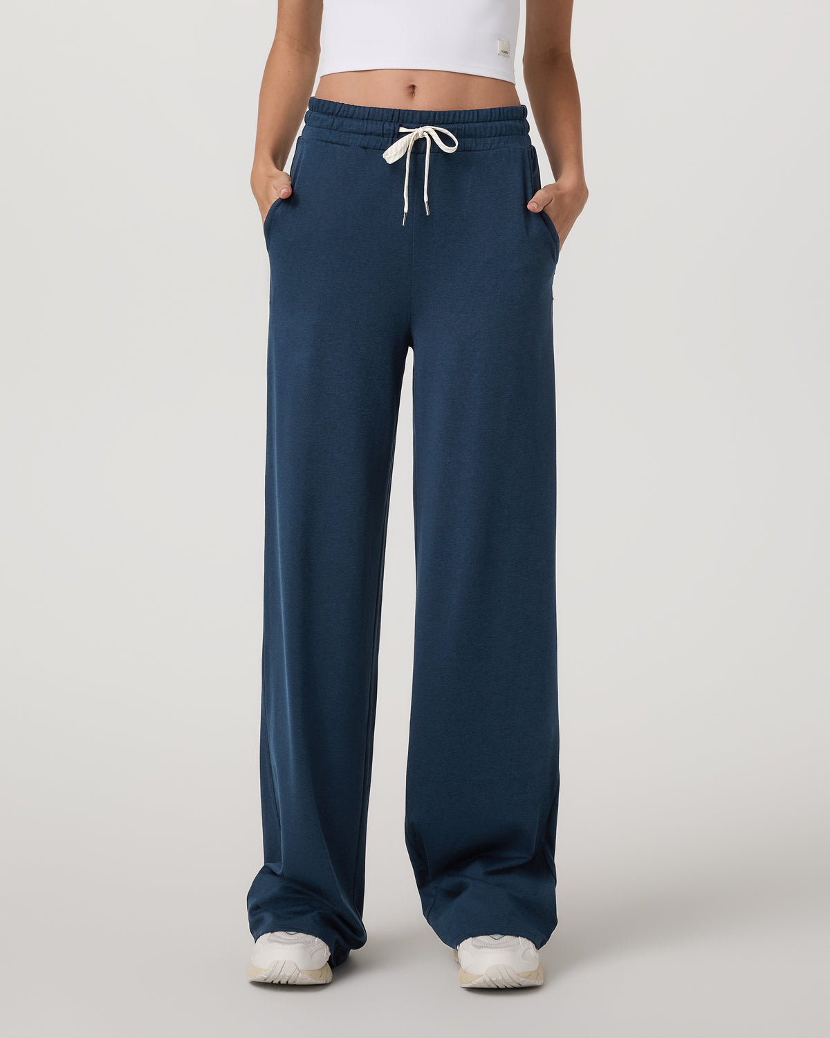 Halo Wideleg Women's Blue Coast Heather Pants | Vuori for sale - US 1482