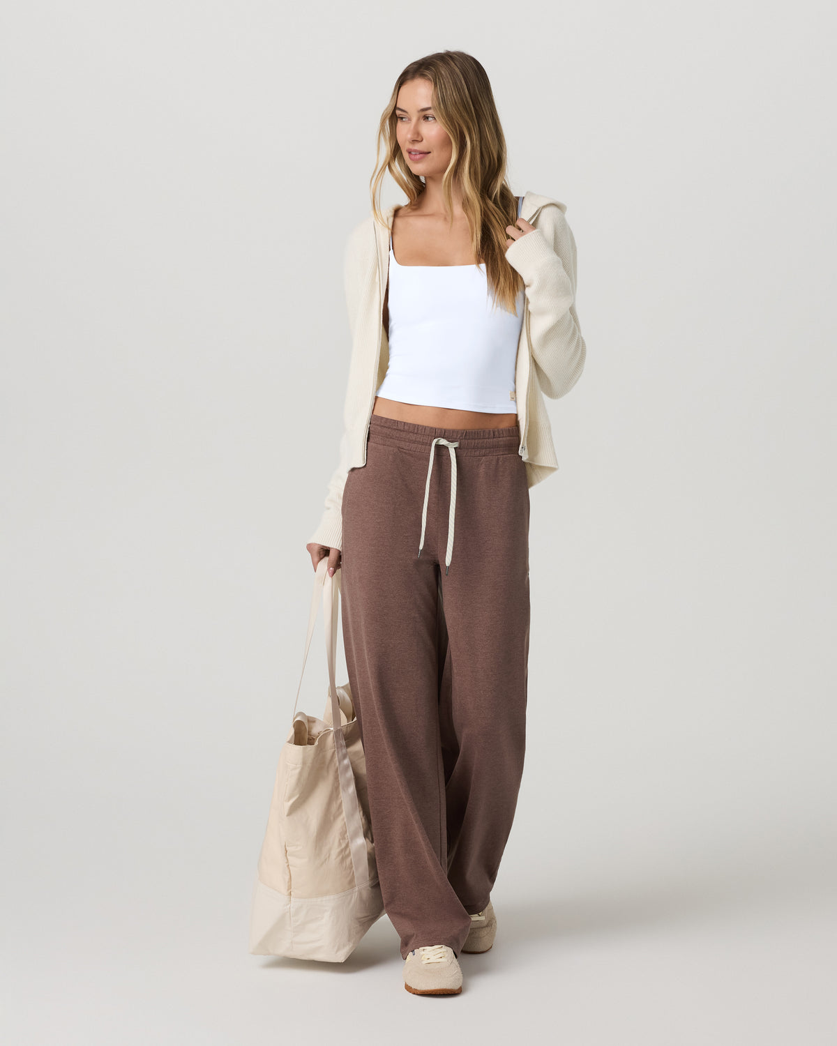 Halo Essential Wideleg Pant Women's Sable Heather Pant | Vuori outlet - US 8367