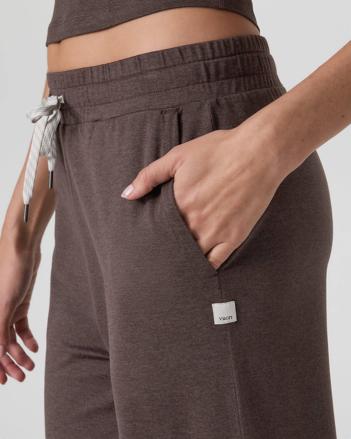 Halo Essential Wideleg Pant - Short Java Heather | Vuori onsale - US 2534