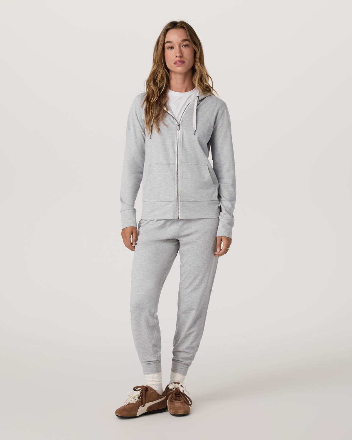 Performance Jogger Women's Pale Light Grey Joggers | Vuori for sale - US 6251