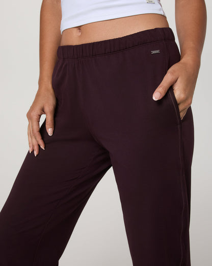 Halo Modern Sweatpant Women's Raisin Pants | Vuori for sale - US 8901