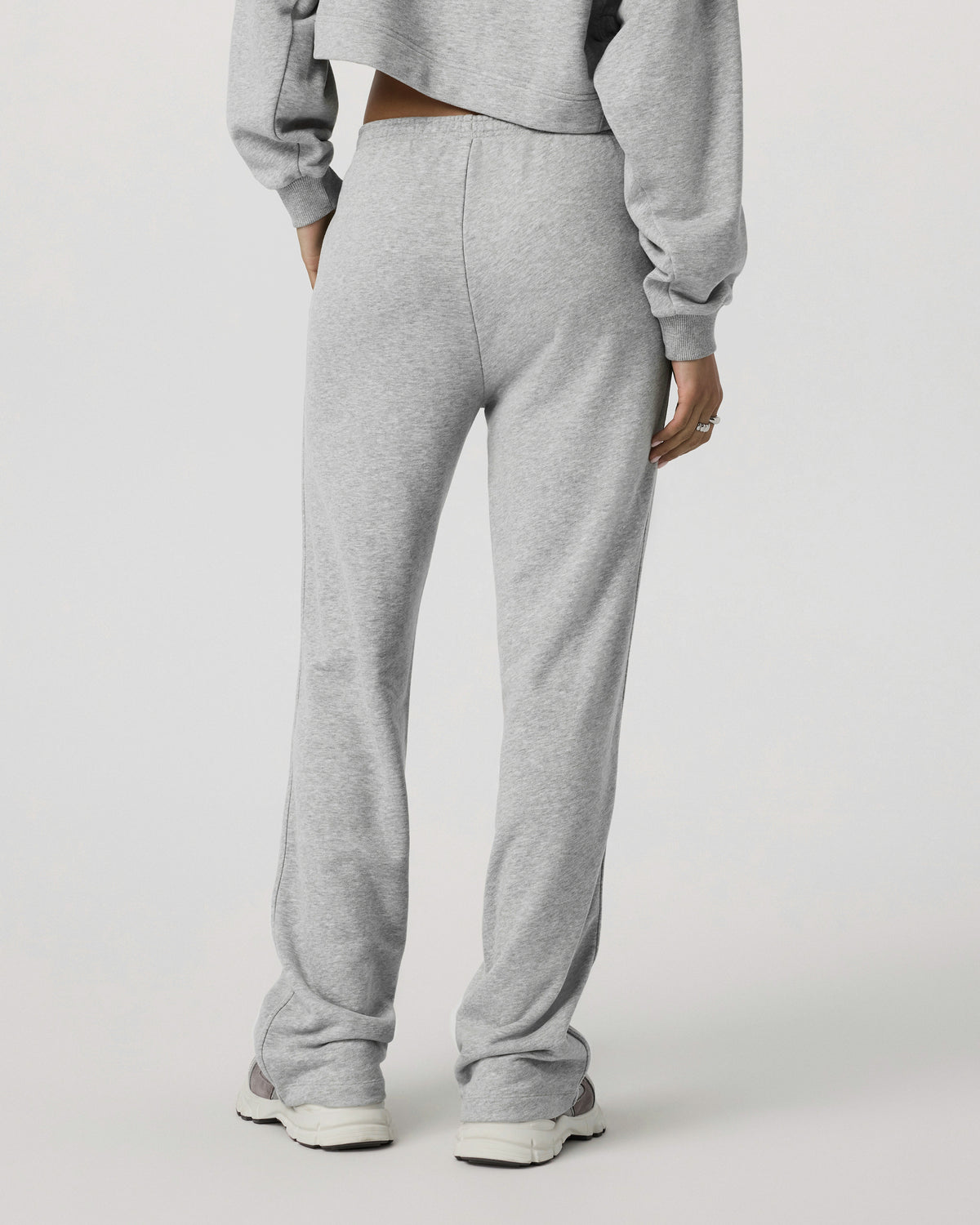 Sedona Straight Leg Sweatpant Light Heather Grey Pants | Vuori online - US 6049