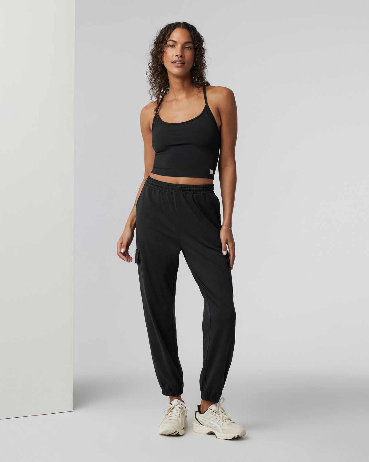Boyfriend Cargo Sweatpant Black Heather Sweatpants | Vuori outlet - US 3309