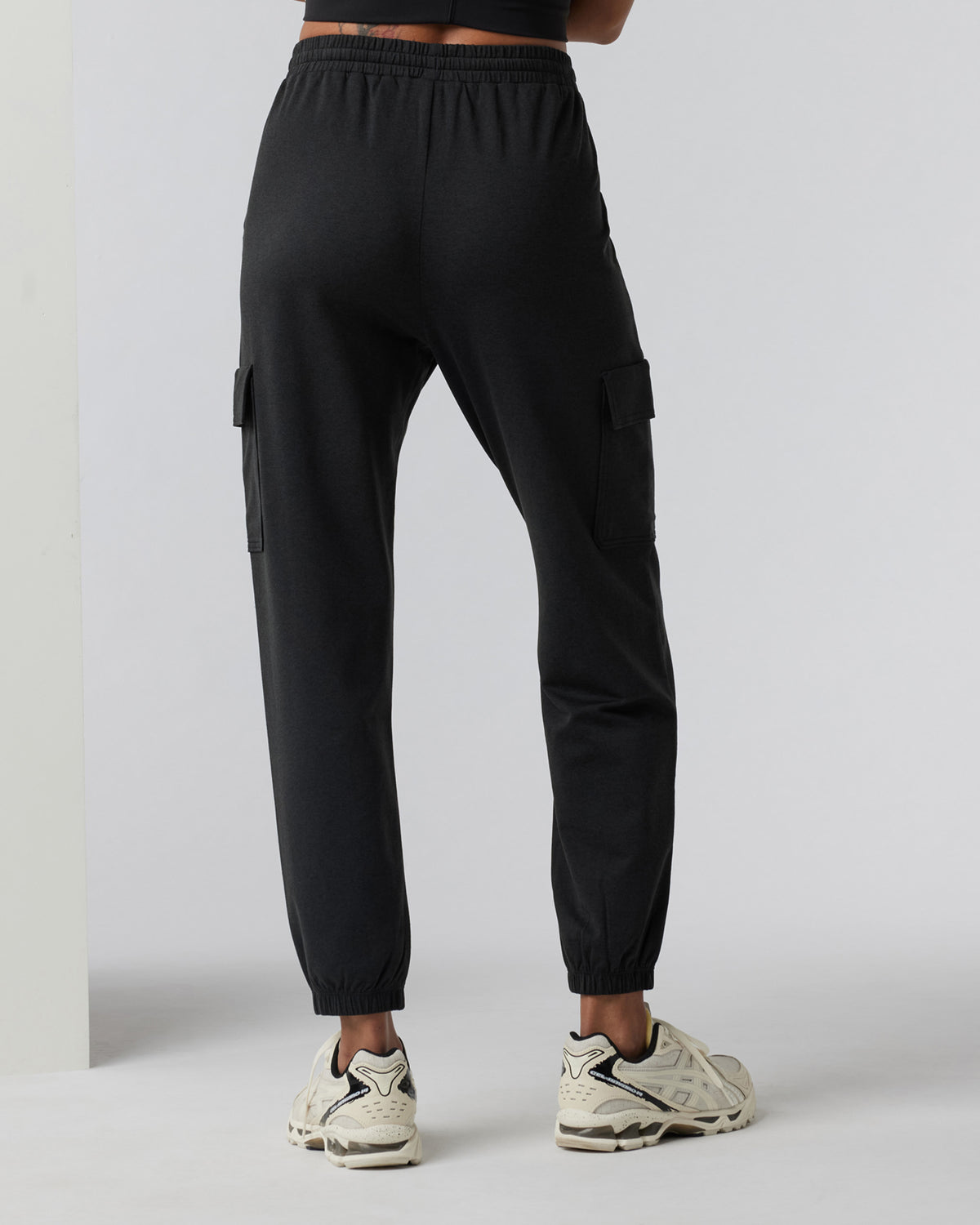 Boyfriend Cargo Sweatpant Black Heather Sweatpants | Vuori outlet - US 3309