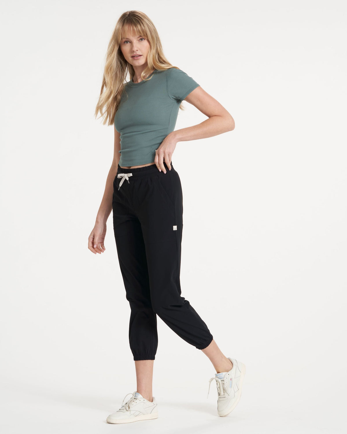 Miles Jogger Women's Lightweight Black Pants | Vuori shop - US 2498