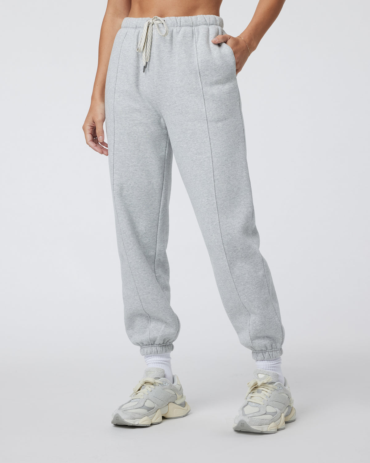 Restore Sweatpant Light Heather Grey Sweatpants | Vuori online - US 4851