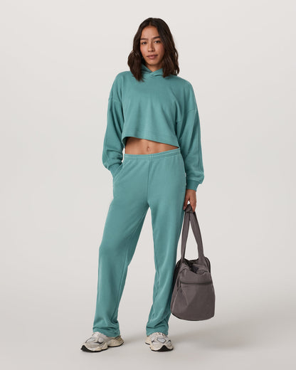 Women's Sedona Straight Leg Sweatpant - Short Bluegrass | Vuori for sale - US 5517