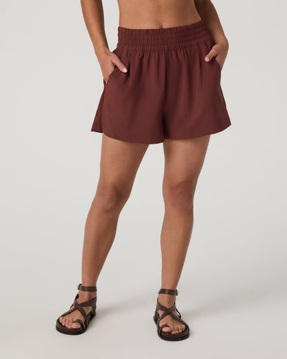 Villa Short Women's Burnt Sienna Contemporary Shorts | Vuori sale - US 7320