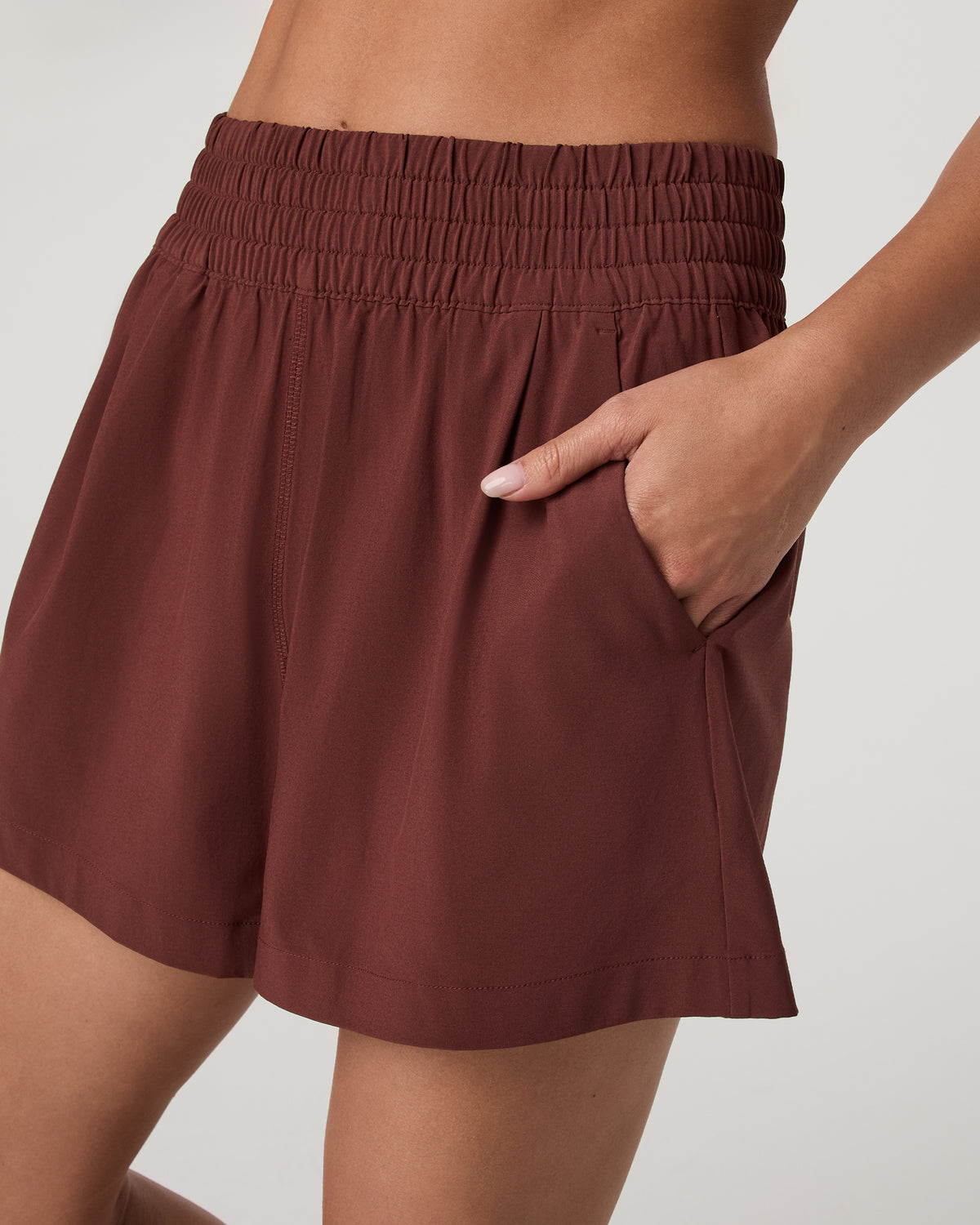 Villa Short Women's Burnt Sienna Contemporary Shorts | Vuori sale - US 7320