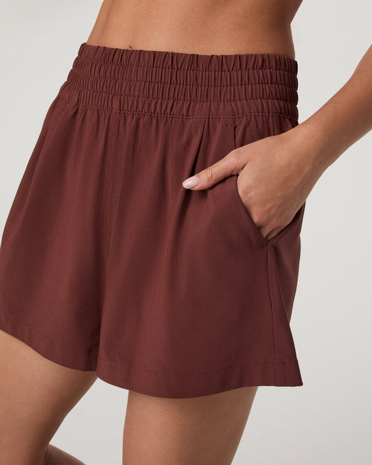 Villa Short Women's Burnt Sienna Contemporary Shorts | Vuori sale - US 7320