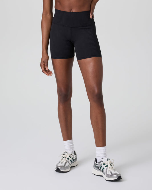 Inversion Rib Short Black | Vuori online - US 1279