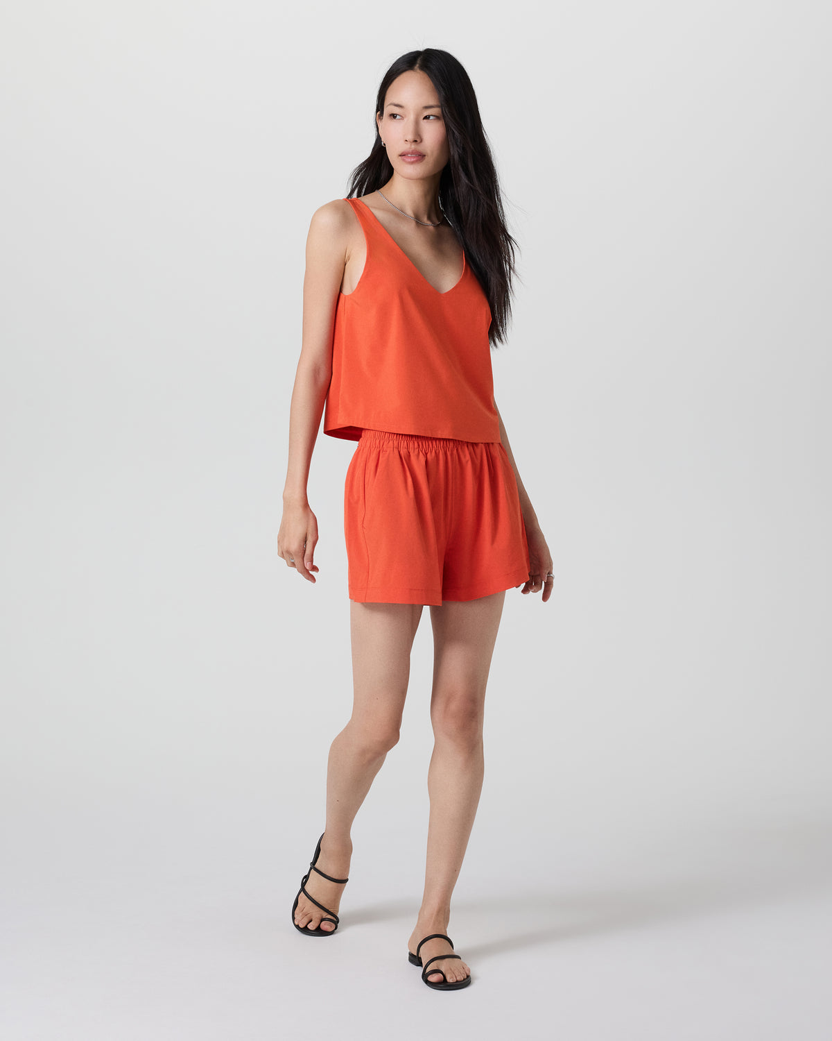 Villa Short Bright Poppy Lightweight Shorts | Vuori discount - US 7574