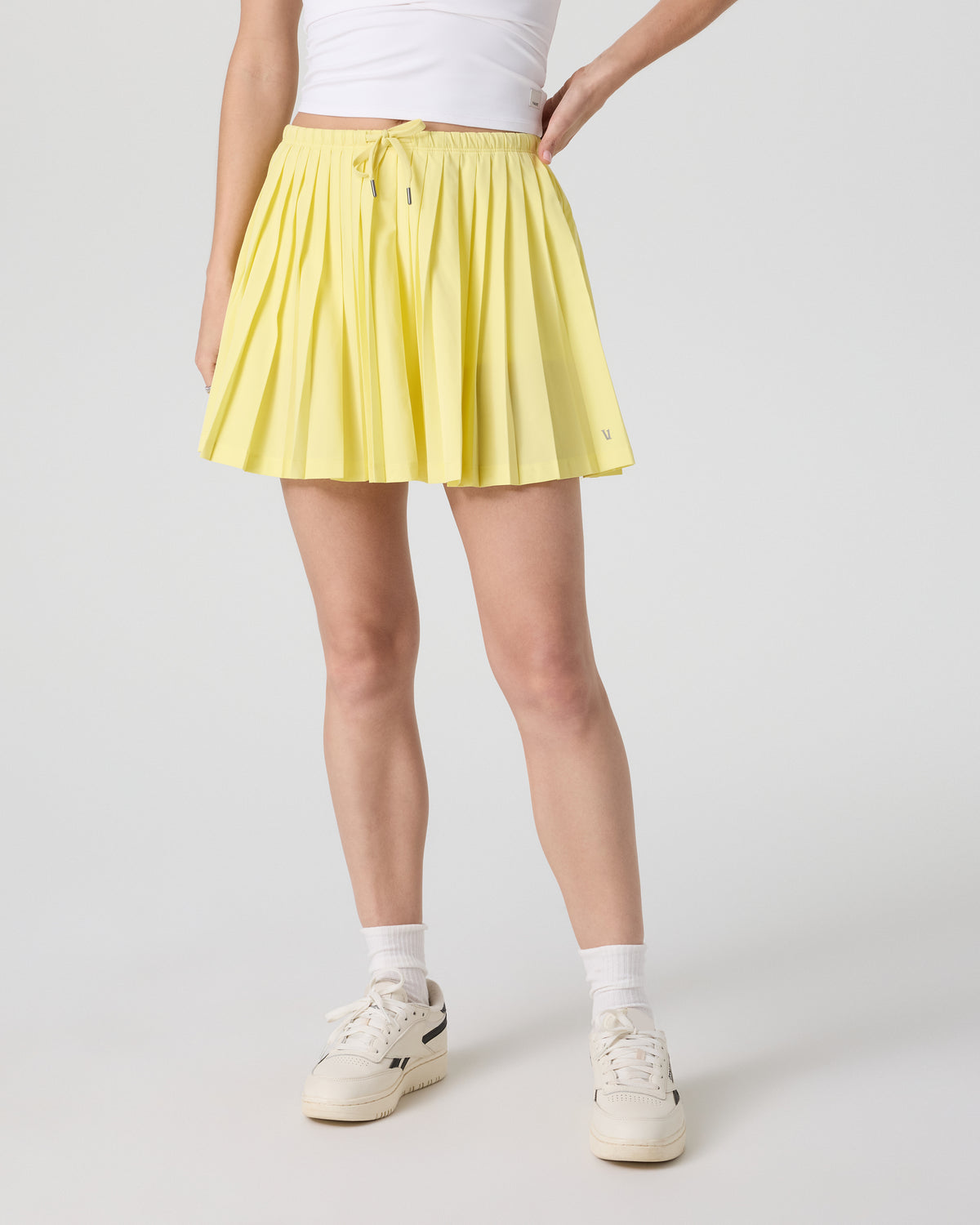 Clementine Pleated Skirt 15" Sunlight | Vuori online - US 5208