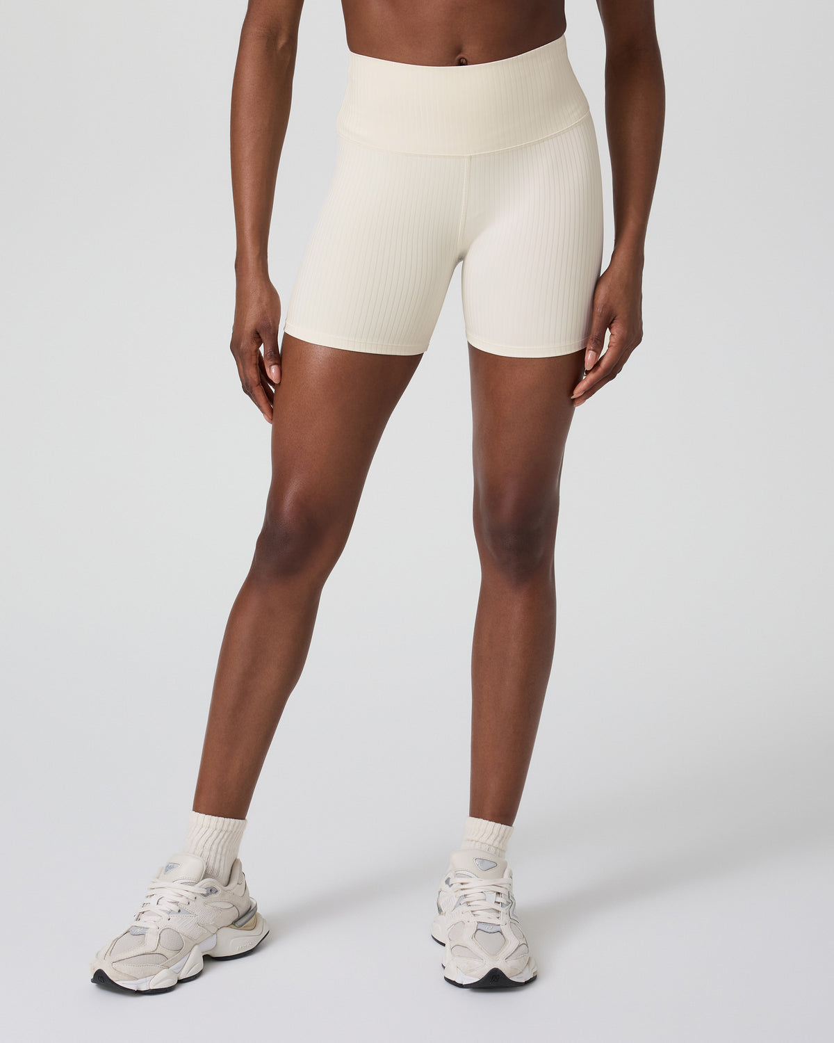 Inversion Rib Short Marshmallow | Vuori online - US 9571