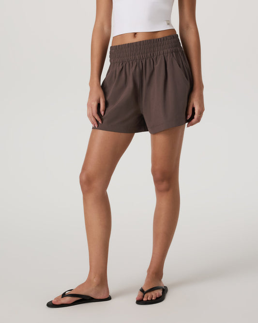 Villa Short Women's Java Lightweight Shorts | Vuori for sale - US 2118