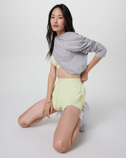 Luna Short 2" Women's Lemongrass Running Shorts | Vuori discount - US 4949