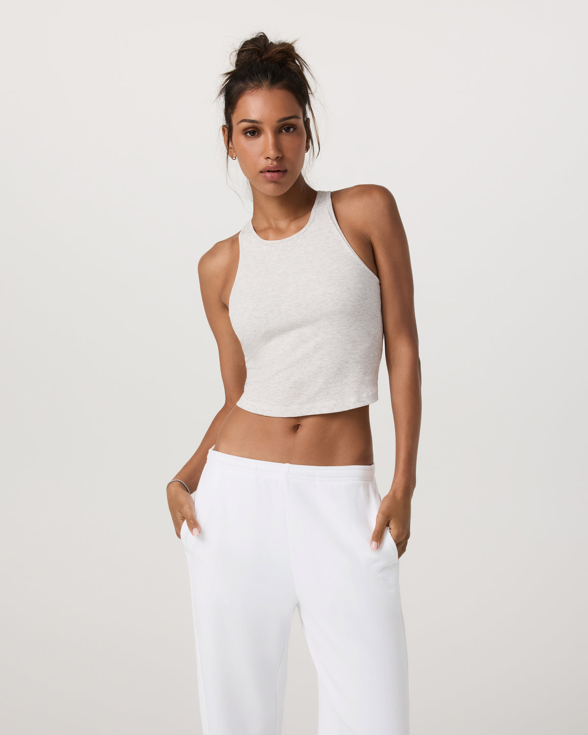Pose Plyo Tank White Rib Tank Top with Built in Bra | Vuori outlet - US 8342