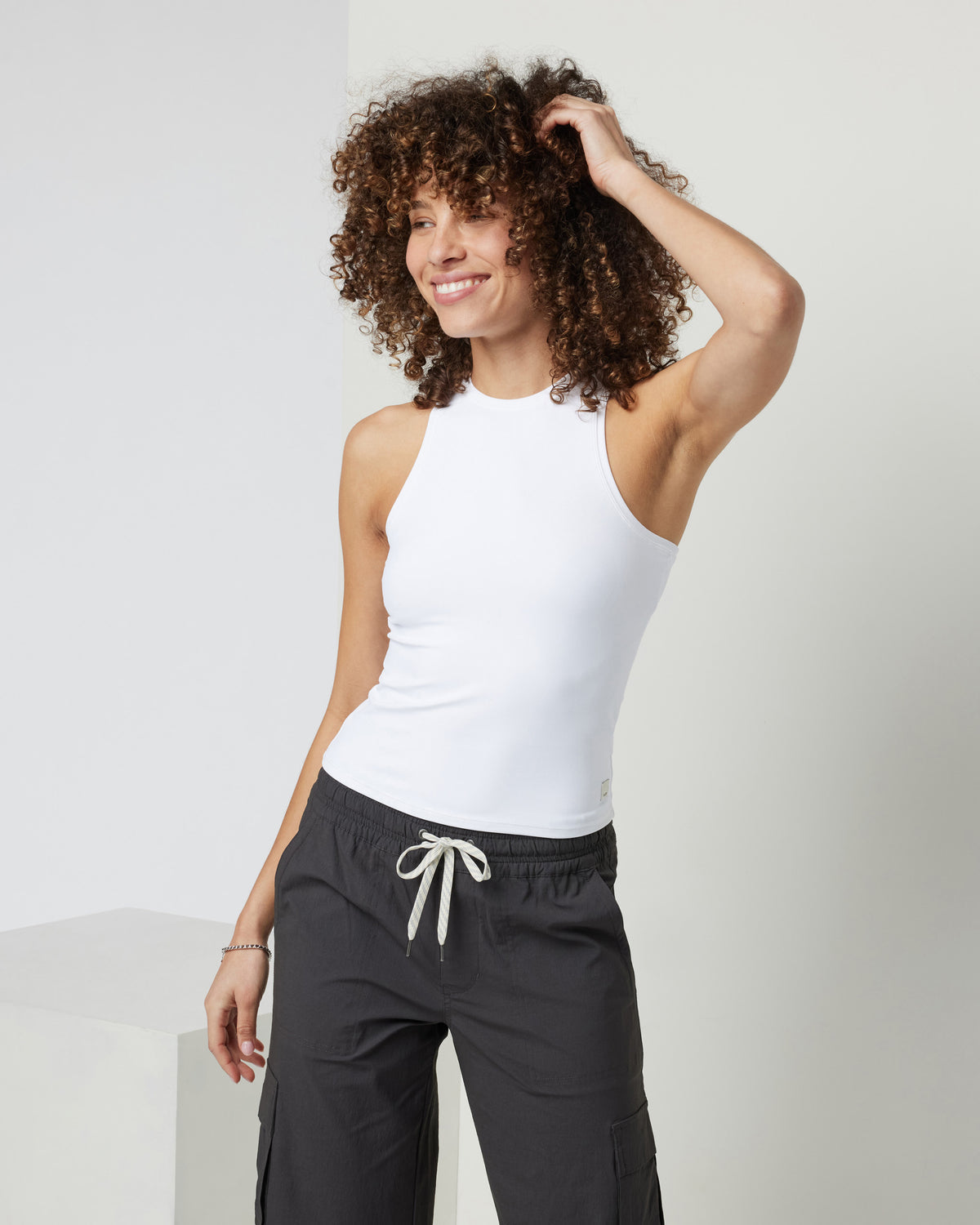 Vuori AllTheFeels Crew Tank White | Vuori sale - US 1635