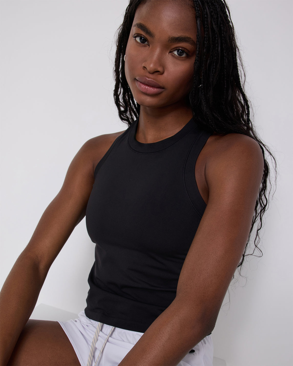 Seamless Surge Tank Black | Vuori shop - US 4772
