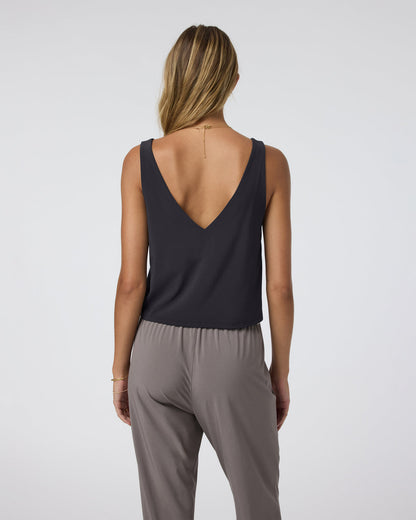 Villa Cropped Tank Black | Vuori outlet - US 3736