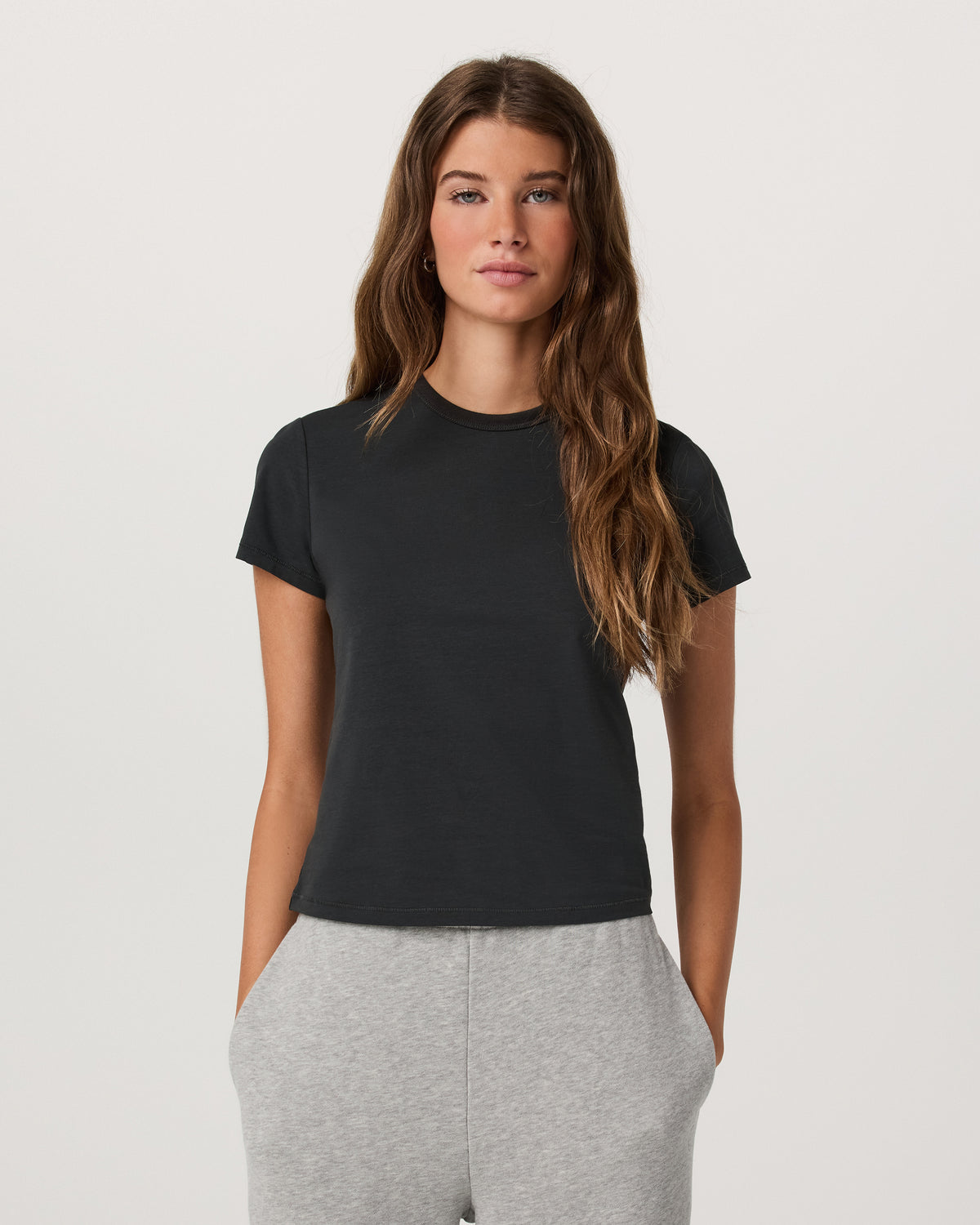 Short Sleeve Feather Classic Tee Washed Black T-Shirt | Vuori discount - US 5753