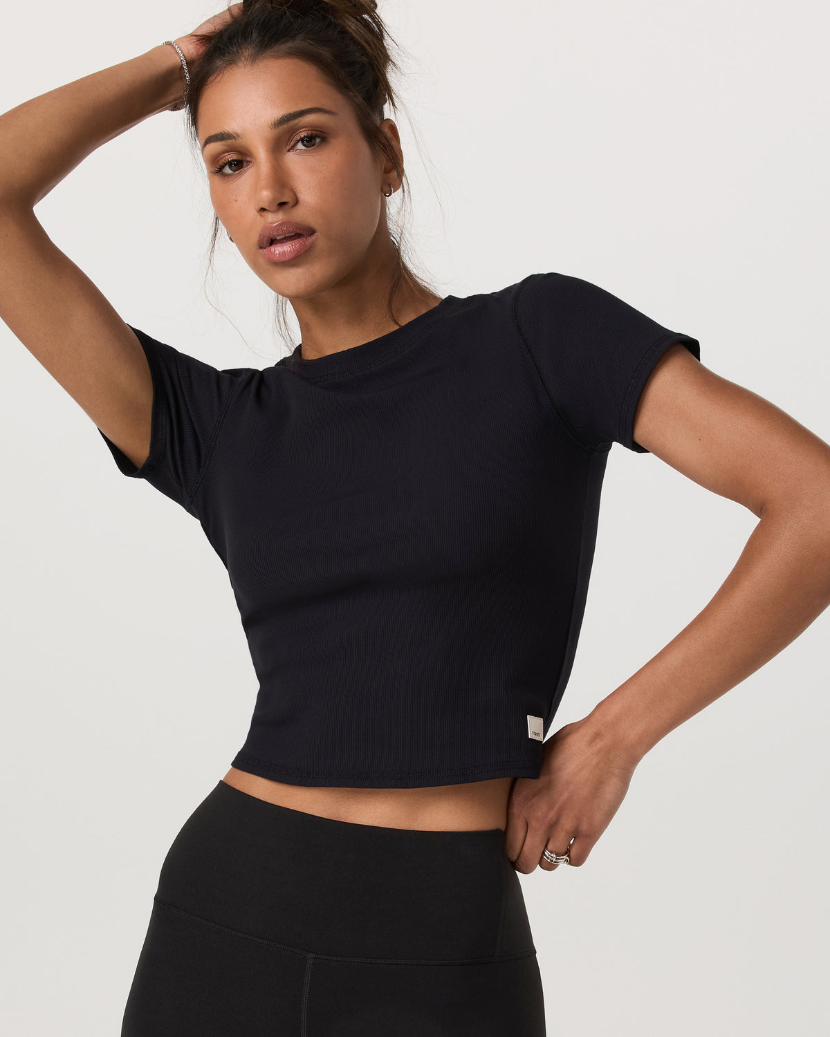 Pose Fitted Tee Women's Black Fitted Shirt | Vuori shop - US 2457