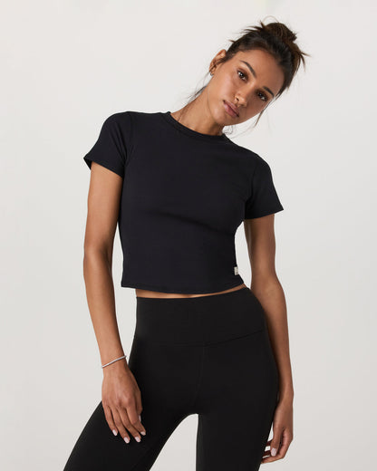Pose Fitted Tee Women's Black Fitted Shirt | Vuori shop - US 2457