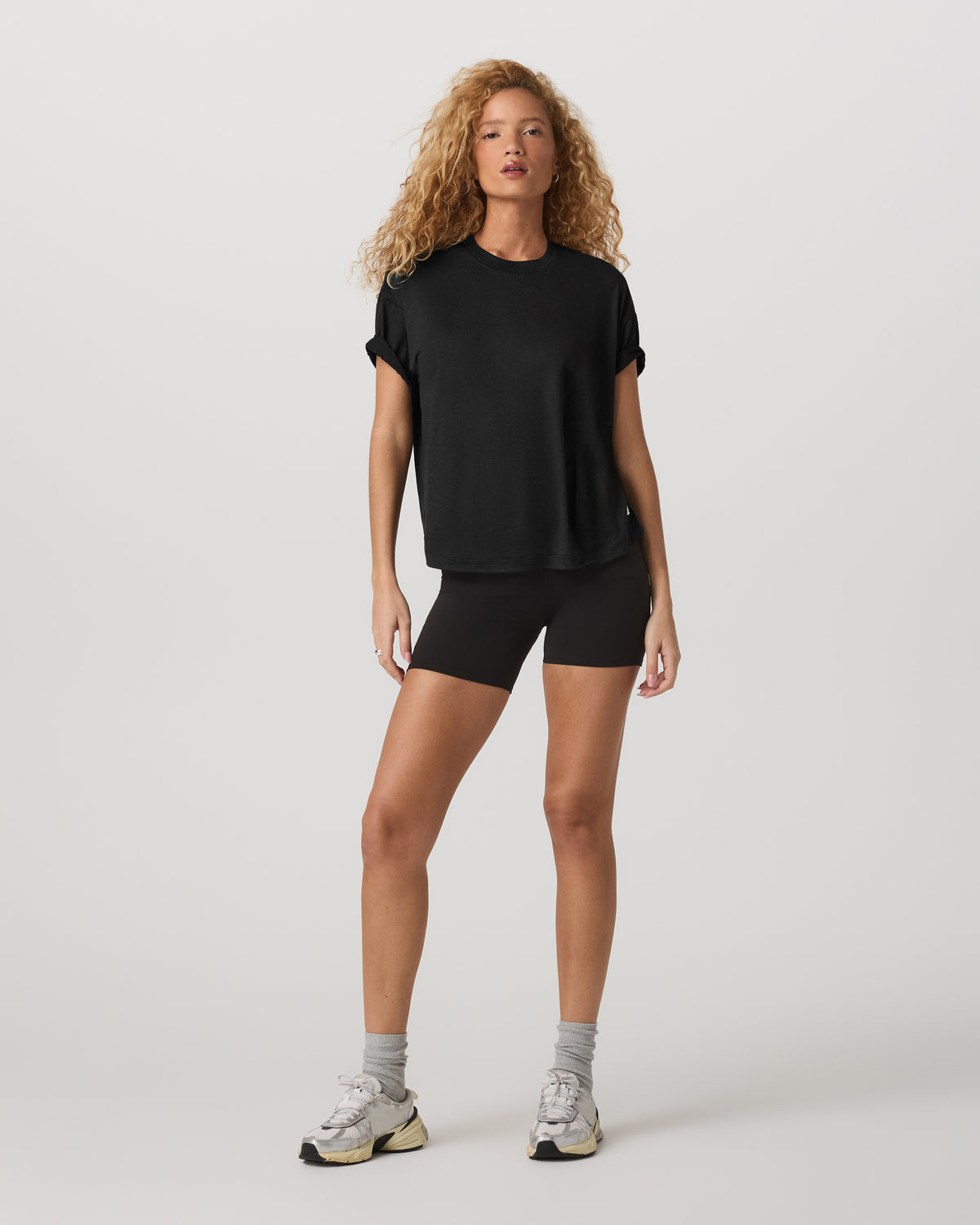 Energy Long Tee Women's Black Heather Fitness Tee Shirt | Vuori sale - US 6467