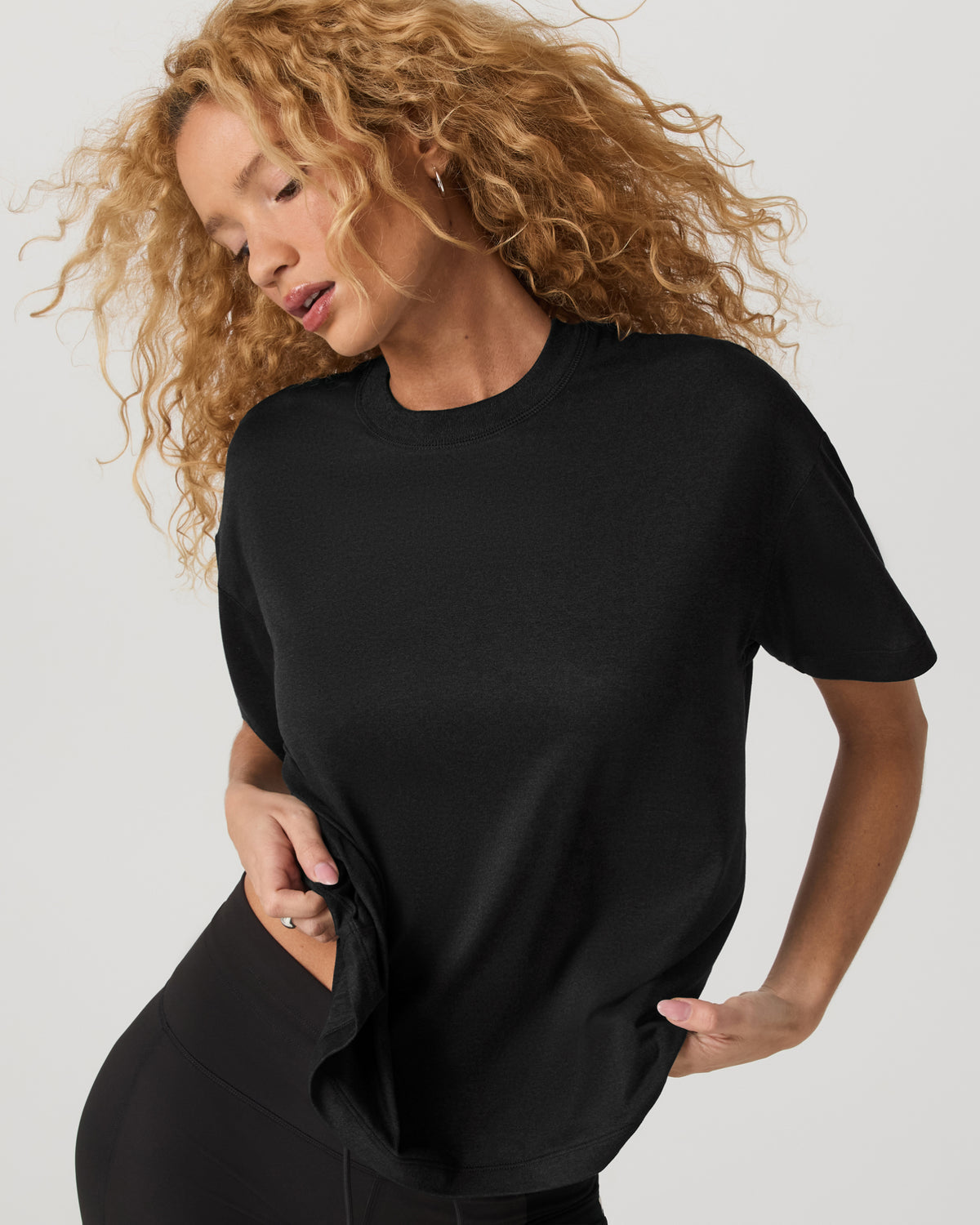 Energy Long Tee Women's Black Heather Fitness Tee Shirt | Vuori sale - US 6467