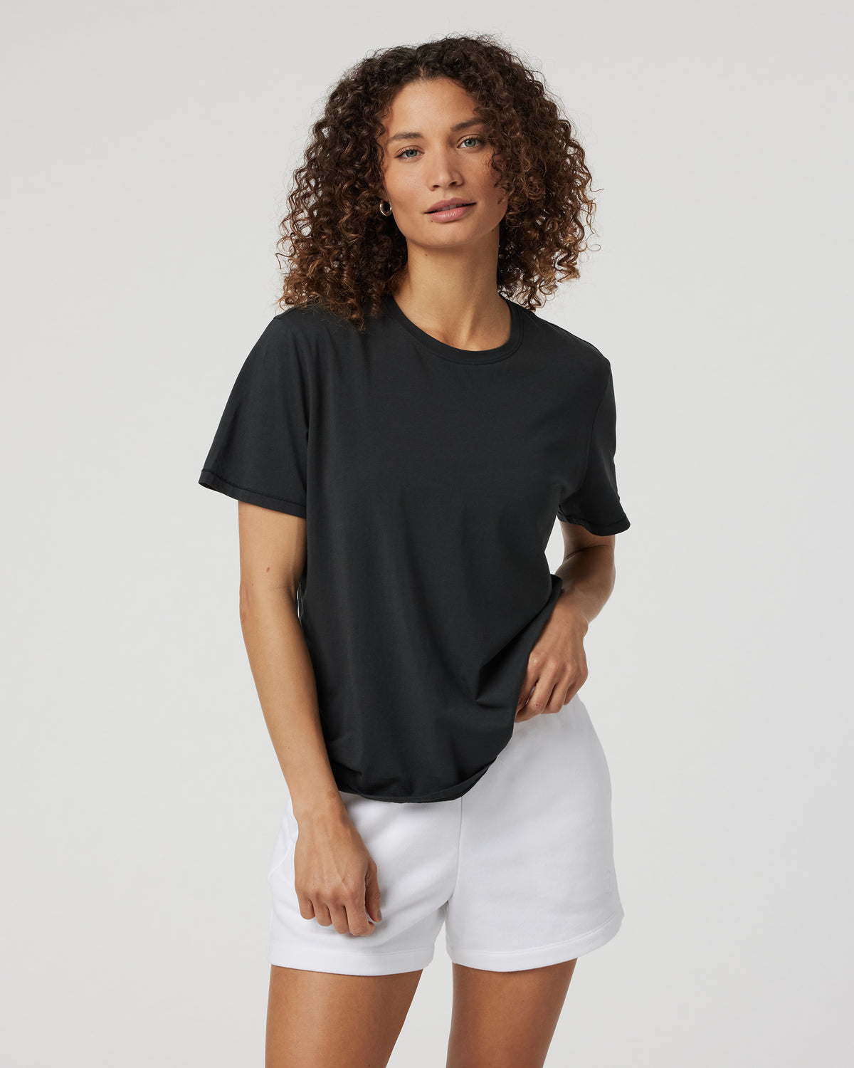 Feather Tee Women's Washed Black Tee | Vuori sale - US 8949