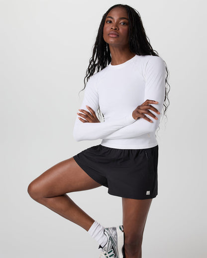 Long Sleeve Seamless Surge Tee White | Vuori sale - US 5176