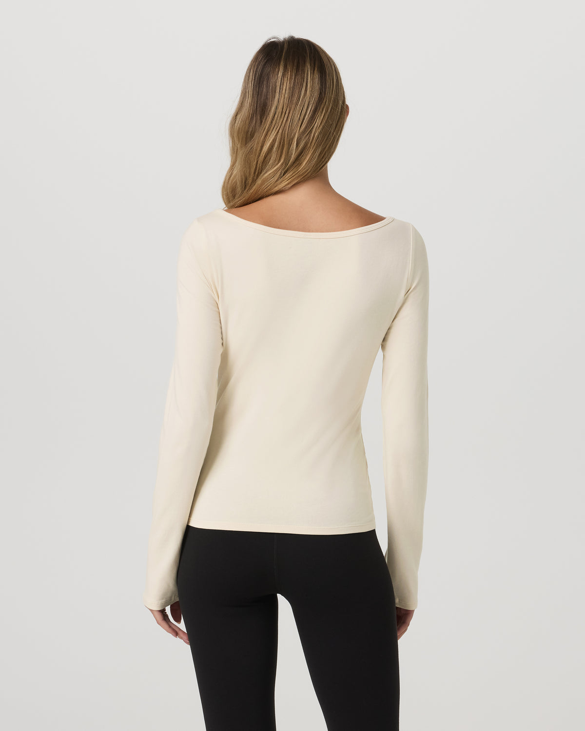 Long Sleeve Tuvalu Boat Neck Bone | Vuori online - US 6021