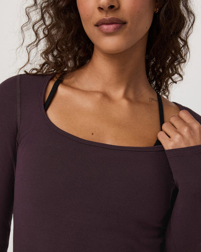 Long Sleeve Cove Ultra Scoop Women's Raisin Shirt | Vuori online - US 5011