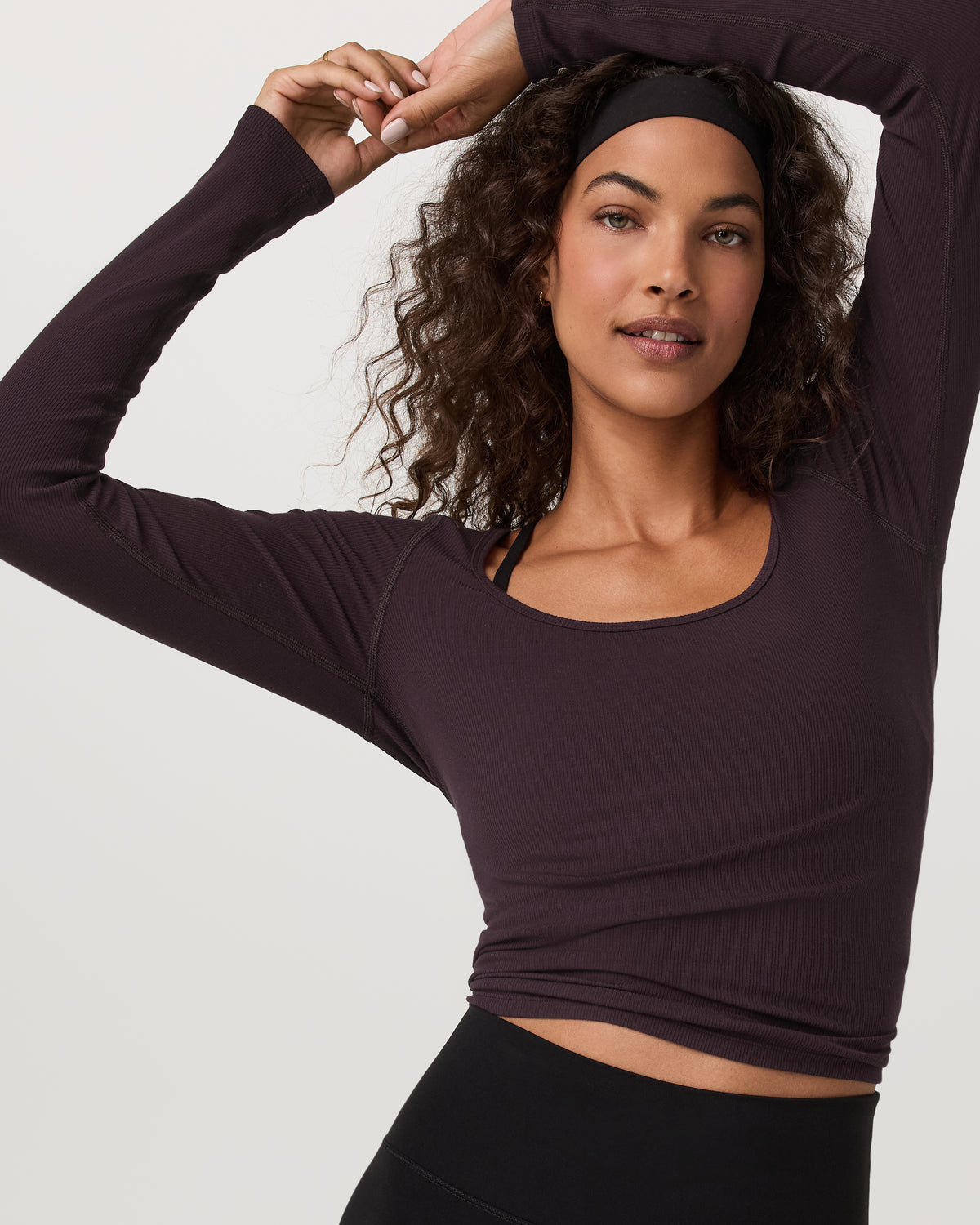 Long Sleeve Cove Ultra Scoop Women's Raisin Shirt | Vuori online - US 5011