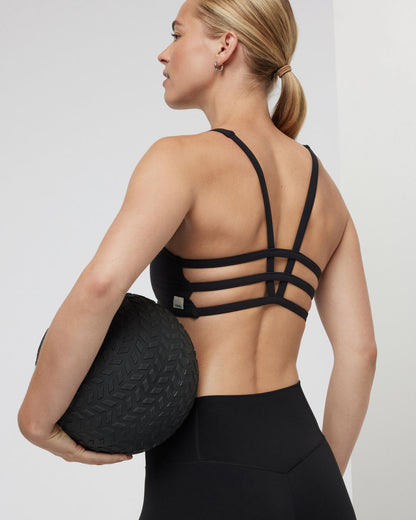 Yosemite Bra Black Strappy Sports Bra | Vuori outlet - US 9325