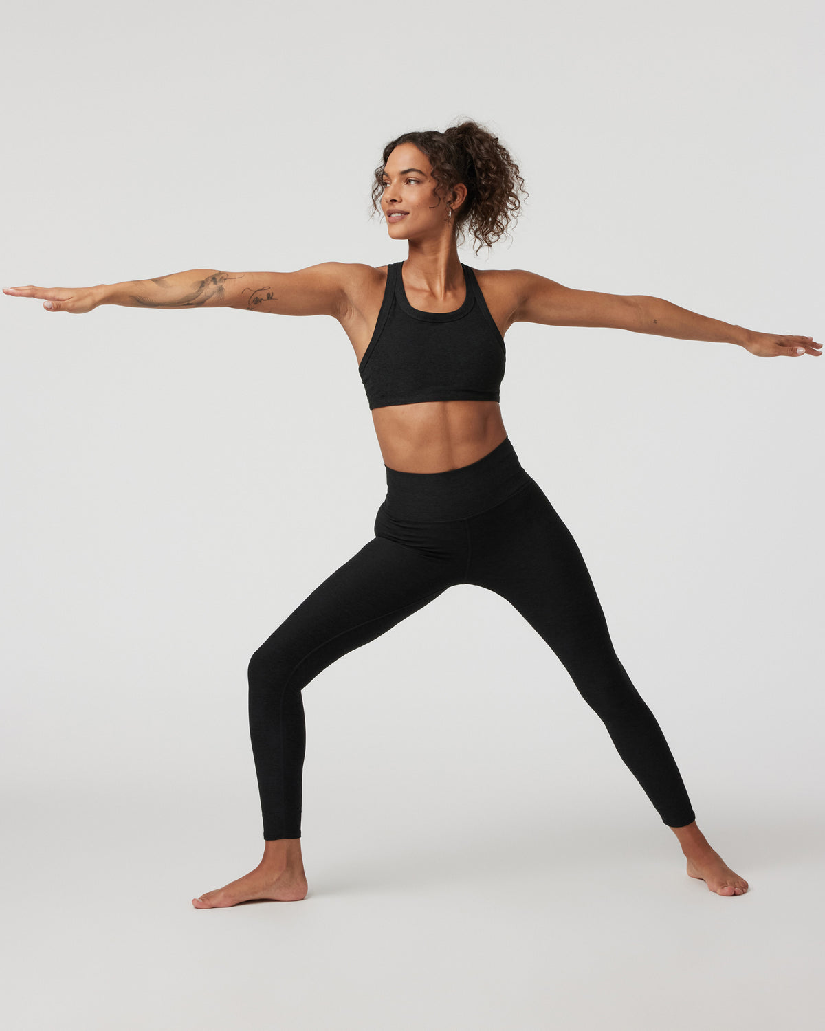 Elevation Racer Bra Black Racerback Sports Bra | Vuori online - US 1130