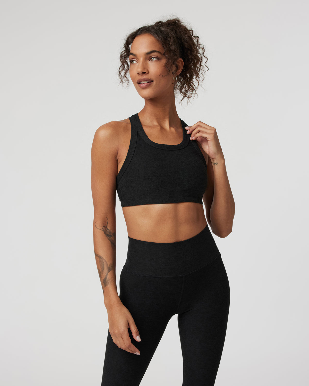 Elevation Racer Bra Black Racerback Sports Bra | Vuori online - US 1130
