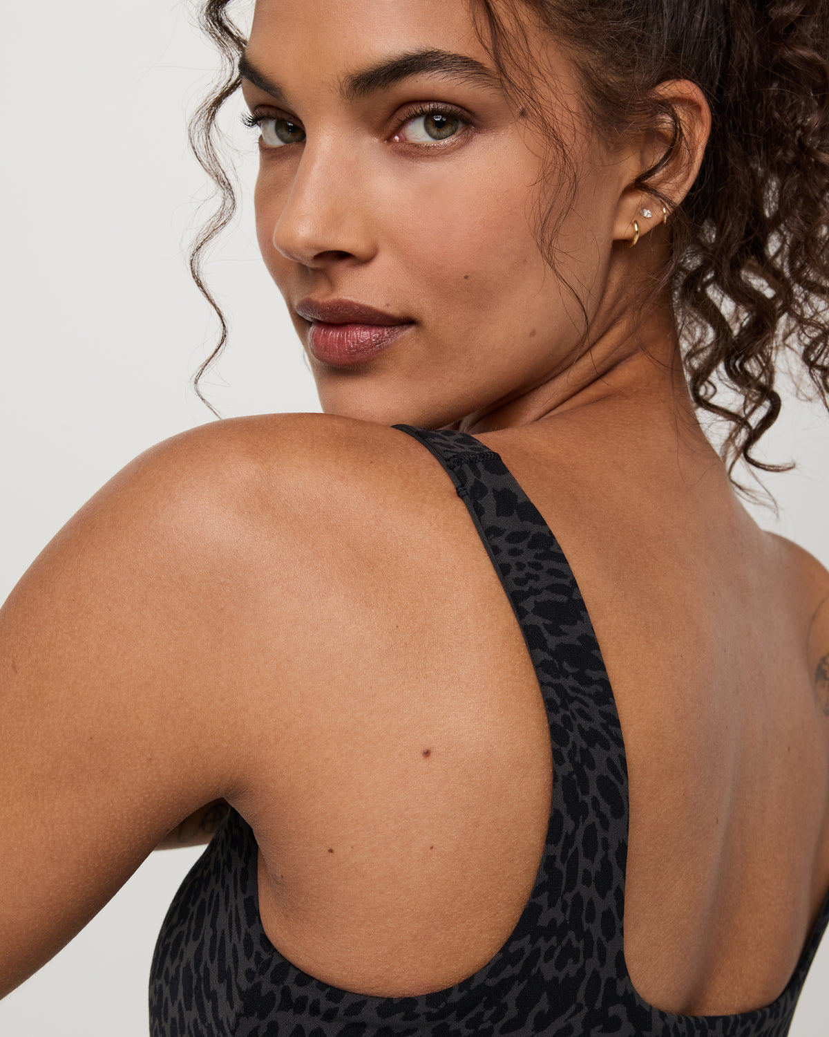 Vuori AllTheForm™ Bra Black Blurred Torrent Sports Bra | Vuori shop - US 6104