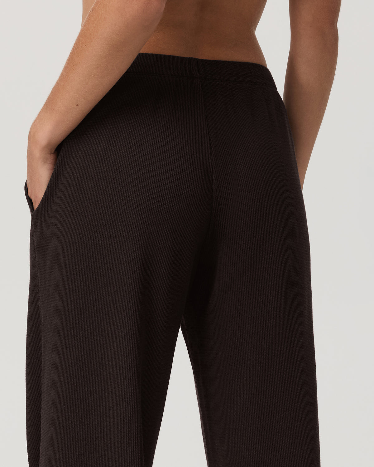 Waffle Wideleg Pant Women's Dark Java Waffle Knit Pants | Vuori onsale - US 9049