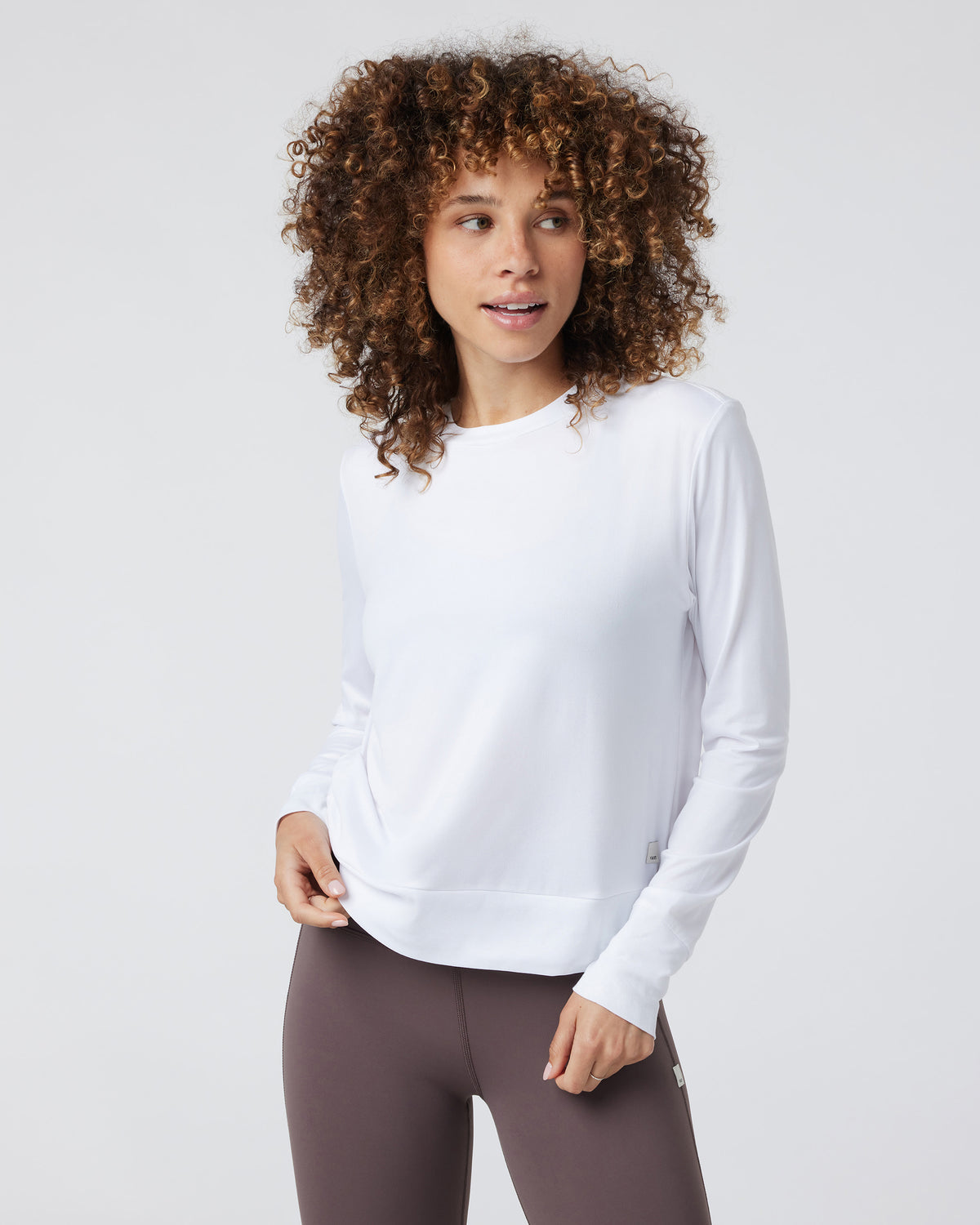 Daydream Crew White Lightweight Long-Sleeve Top | Vuori online - US 7682