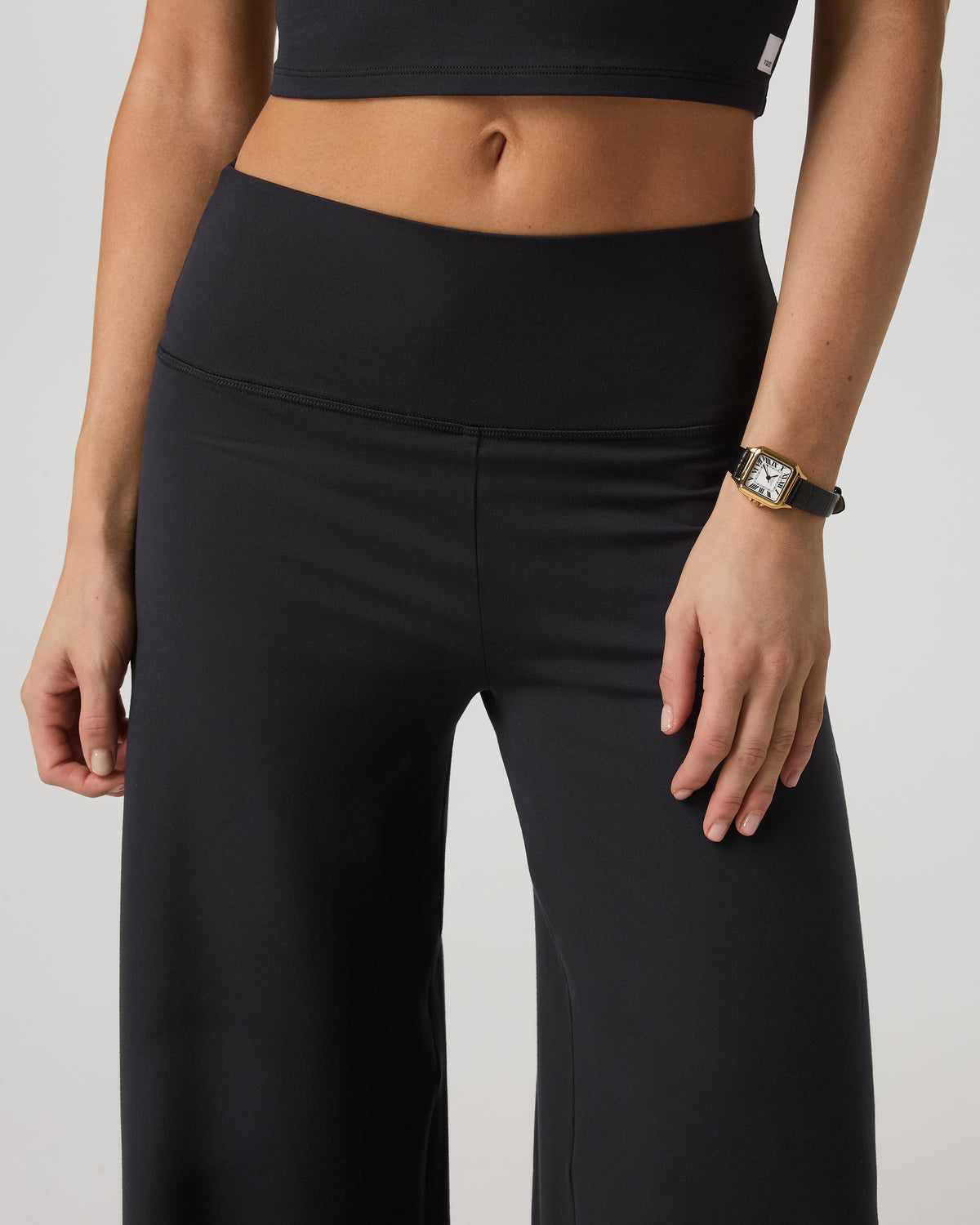 Halo Easy Wideleg Pant - Short Women's Solid Black Pants | Vuori outlet - US 2950
