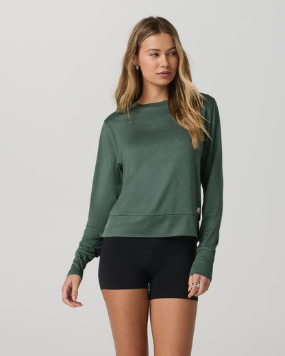 Daydream Crew Women's Agate Green Heather Long Sleeve | Vuori for sale - US 2178