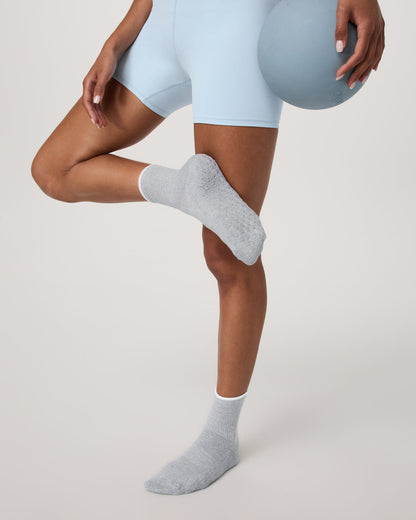 Half Crew Gripper Sock Light Heather Grey Grip | Vuori shop - US 8745