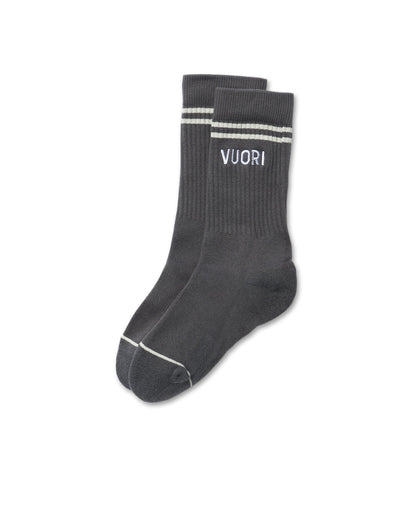 Vuori Crew Sock Charcoal Performance Crew Socks | Vuori online - US 8558