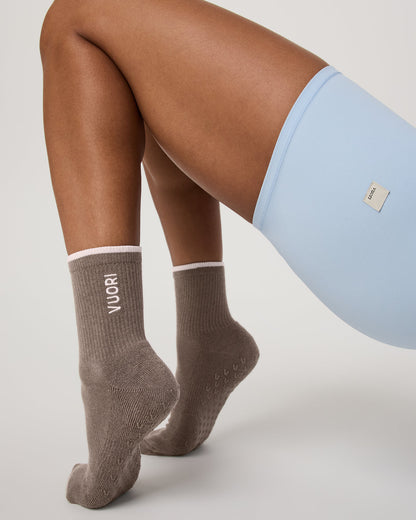 Half Crew Gripper Sock Smokey Taupe Grip Socks | Vuori shop - US 8840