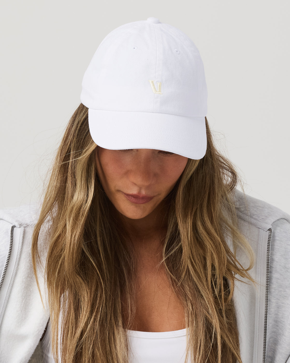 Vuori Dad Hat Low Profile White Hat | Vuori onsale - US 4421