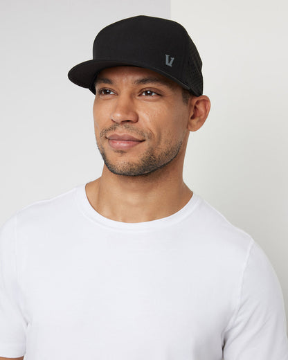 V1 Water Tech Hat Black Floating Hat | Vuori online - US 4264