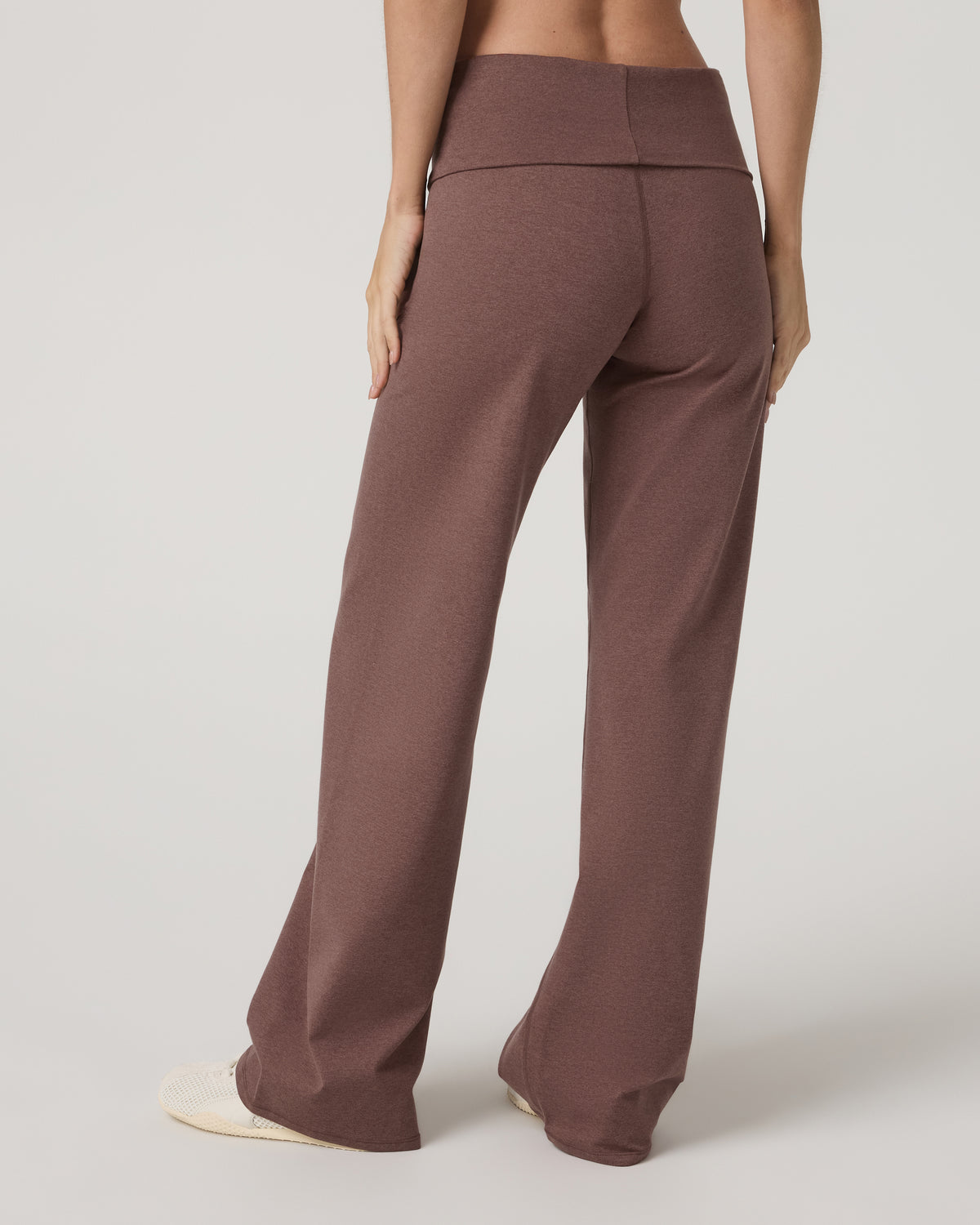 Granite Foldover Straight Leg Women's Sable Heather Pant | Vuori online - US 1654